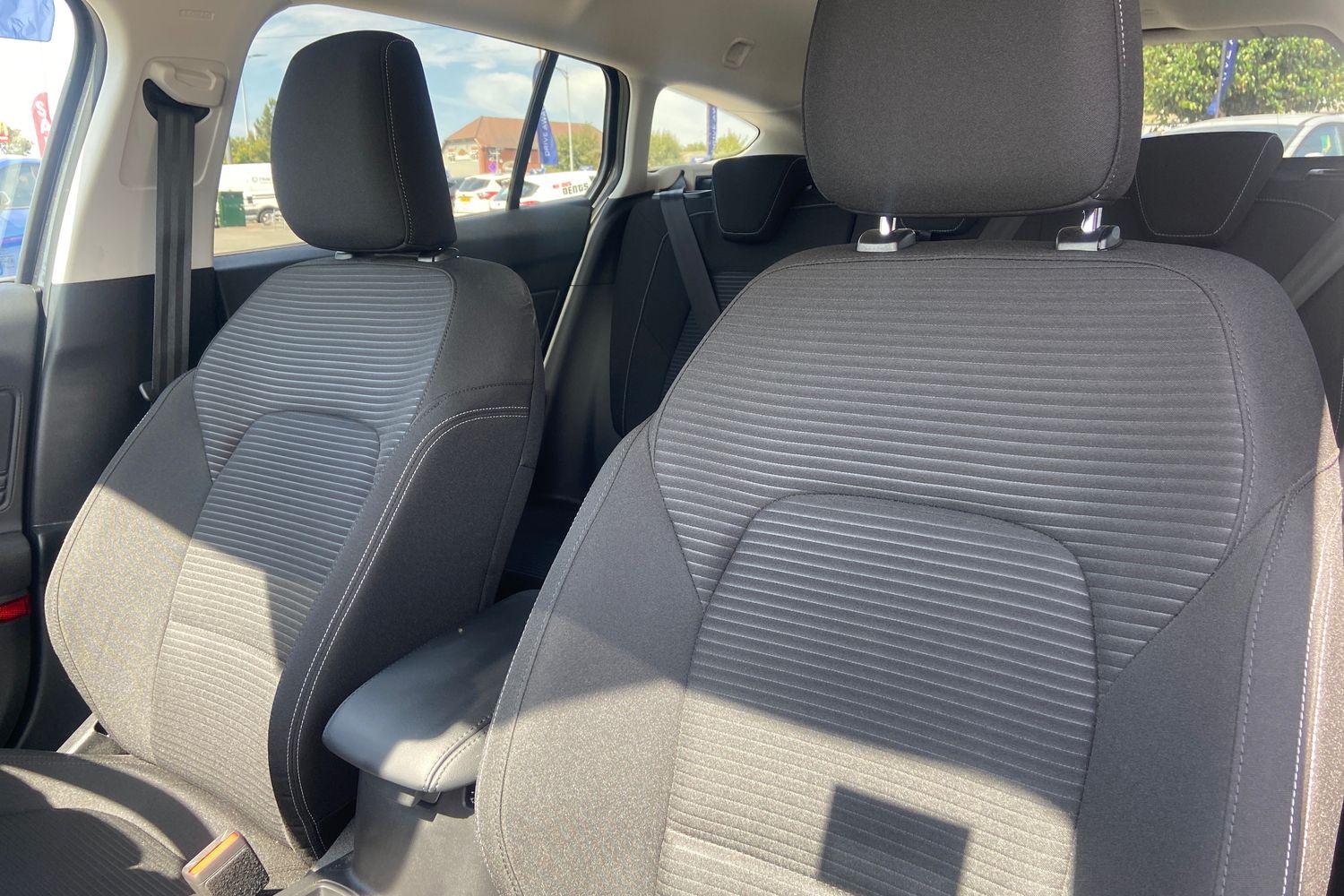 Ford FOCUS Photo 18