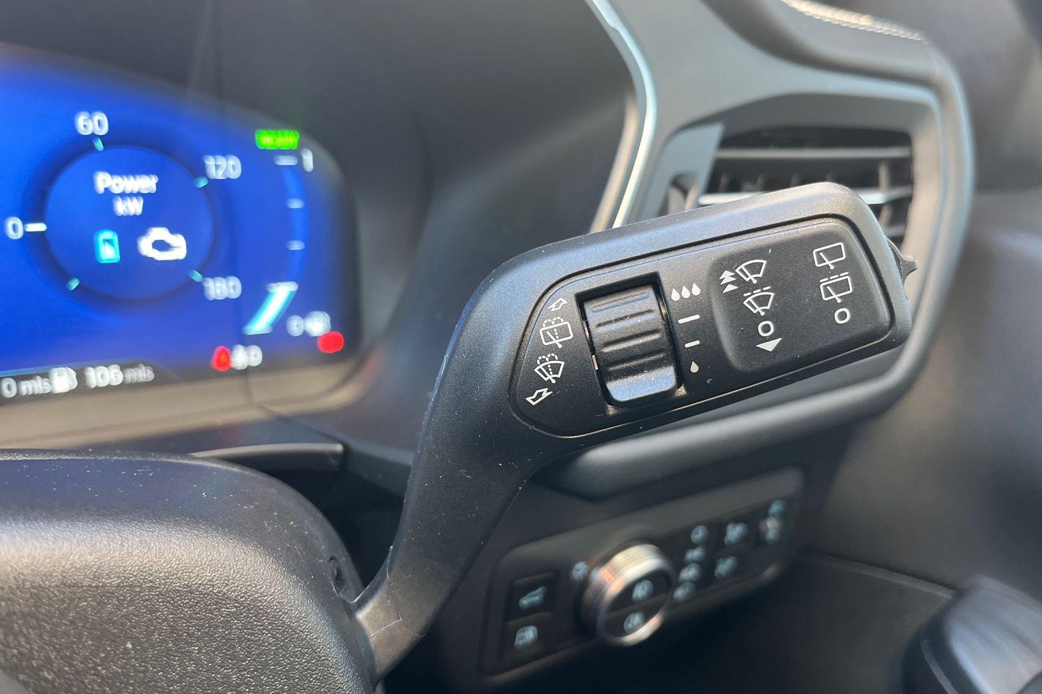 Ford KUGA Photo 14