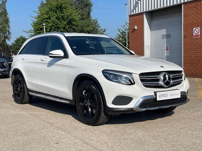 MERCEDES-BENZ Glc Photo 23