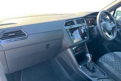 Volkswagen Tiguan Photo 2
