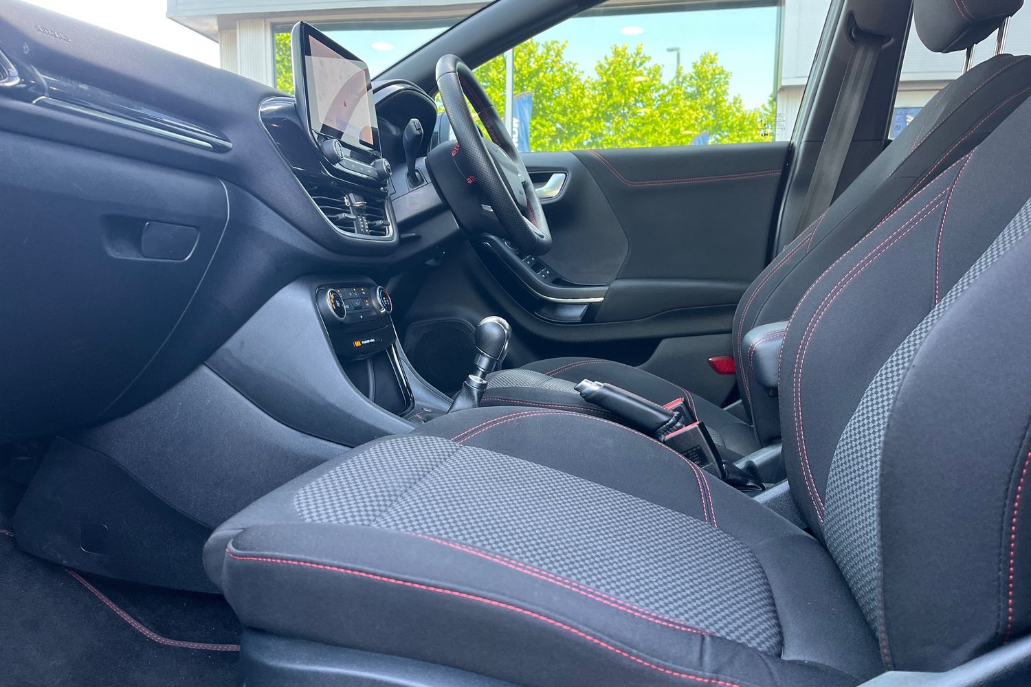 Ford PUMA Photo 17