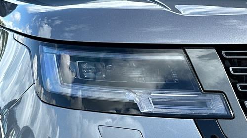 Land Rover Range Rover Photo autoimg-bbb3632ec6deaa95d91993e2e66e1289f31e0266.jpg
