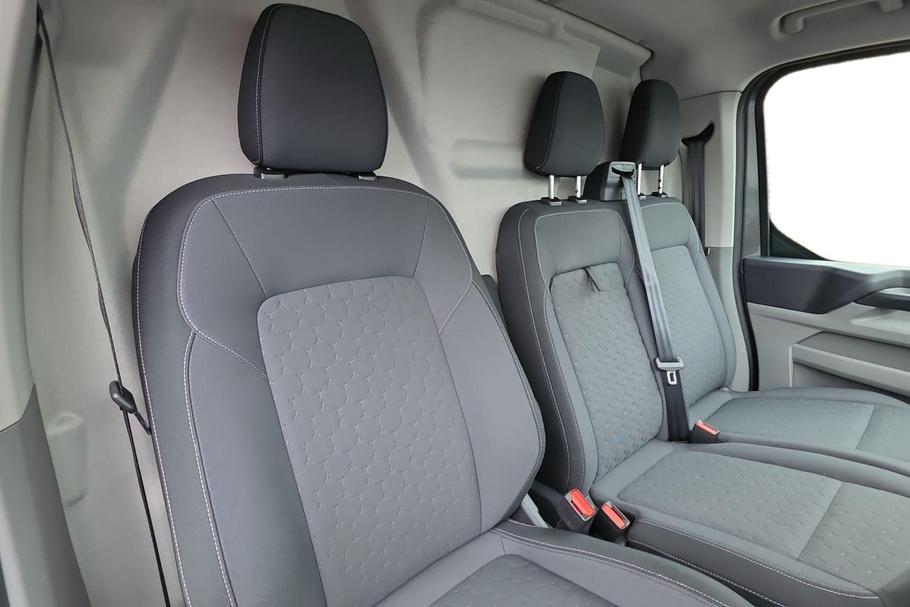 Used FORD TRANSIT CUSTOM AP25NKA 11