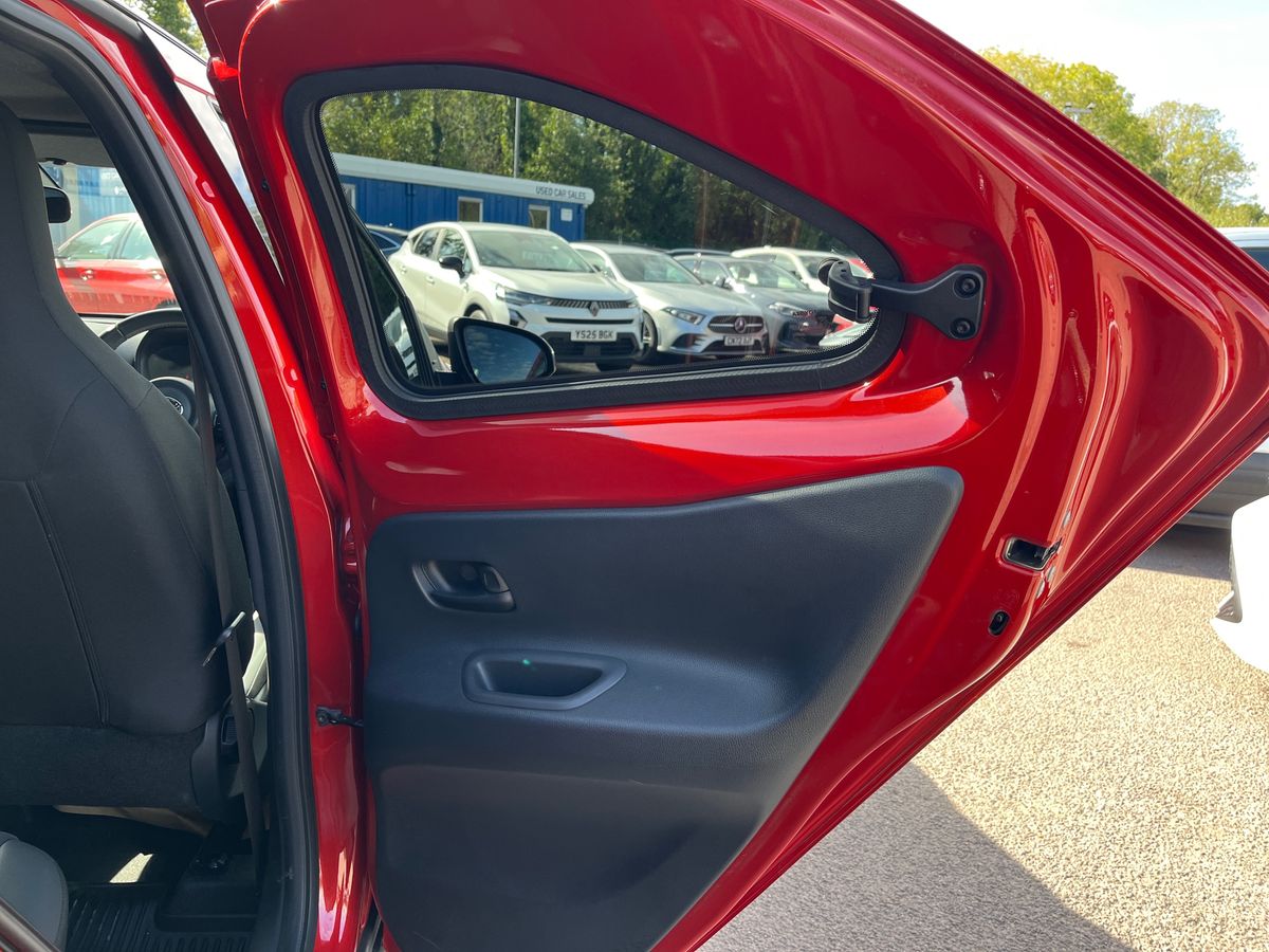 Toyota Aygo X Photo 30