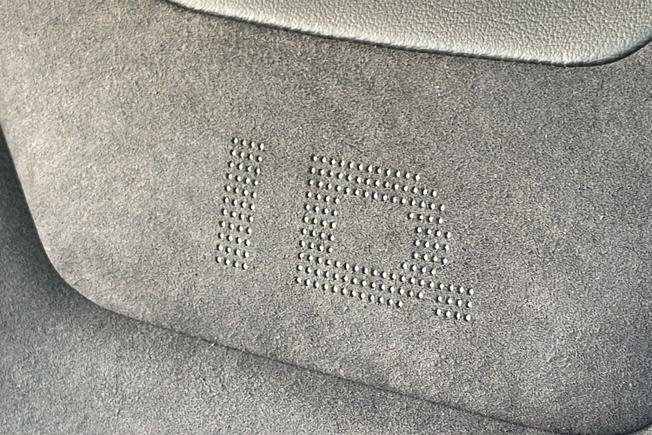 VOLKSWAGEN Id.5 Photo 44