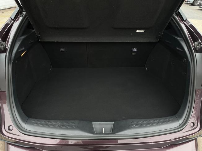 TOYOTA C-Hr Photo 12