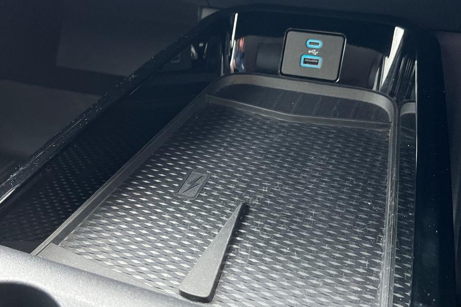 Ford MUSTANG MACH-E Photo autoimg-bbb8ea9aeec9f59cbcbc7de22ebc9fb30b1cce35.jpg