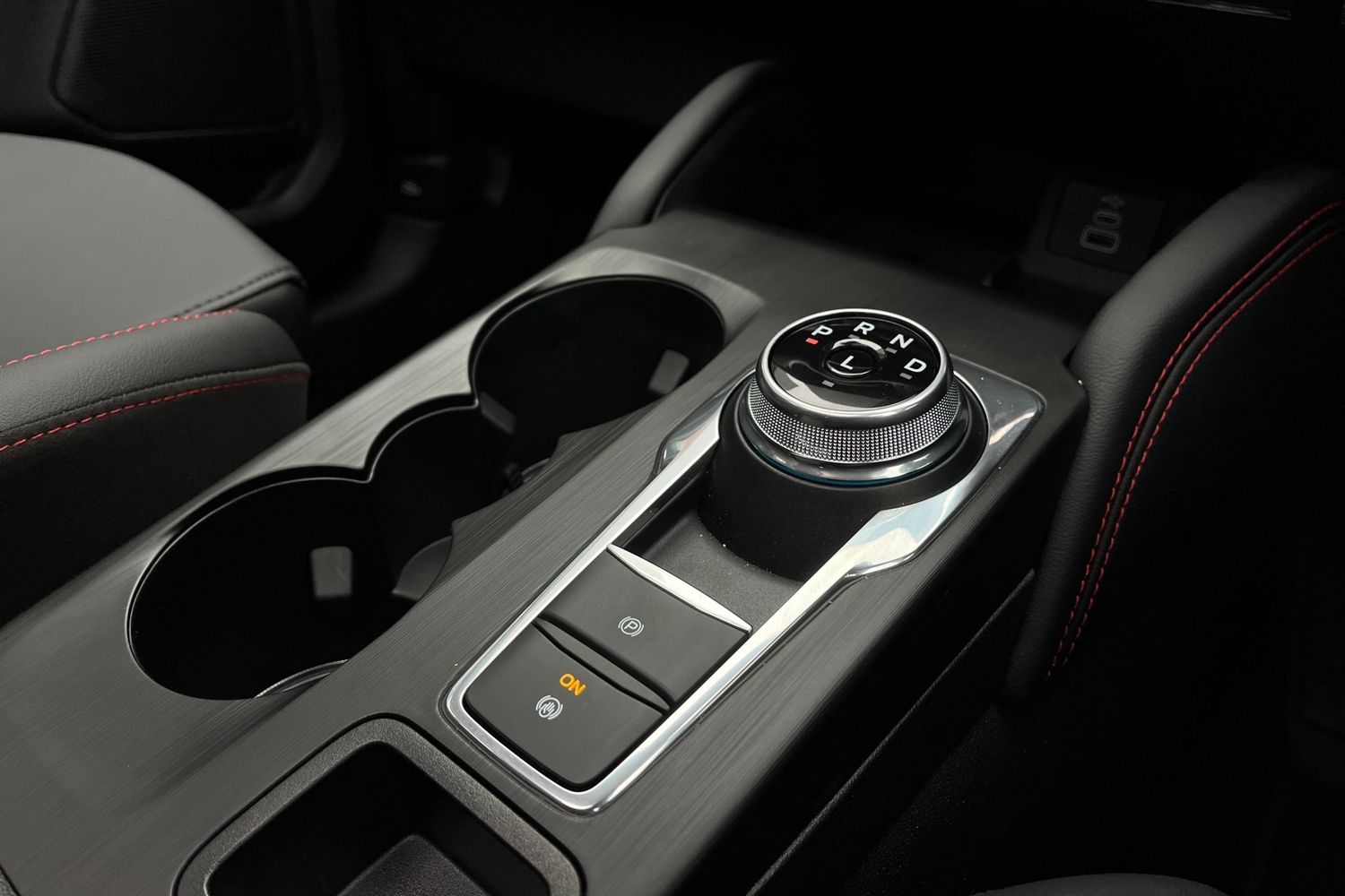 Ford Kuga Photo 34
