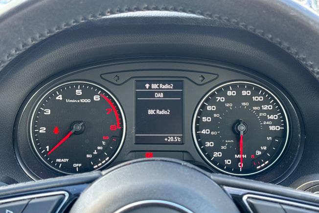 AUDI Q2 Photo 52