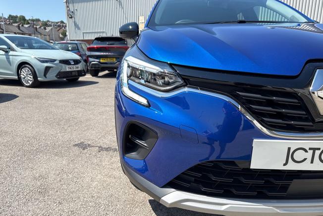 RENAULT Captur Photo 19