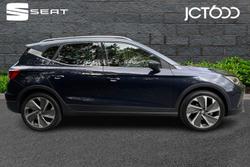 SEAT Arona Photo 4