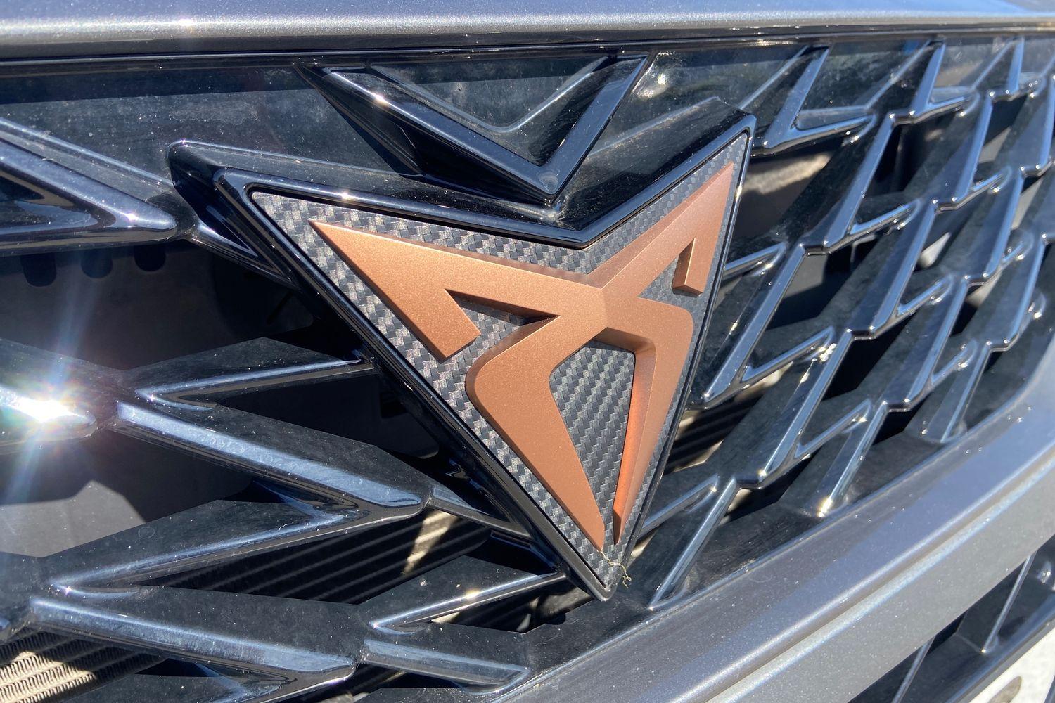 CUPRA ATECA Photo 31