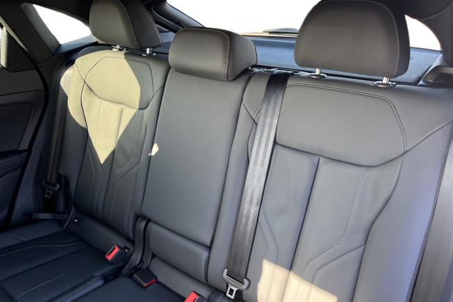 Audi  Q3 Sportback Photo 9