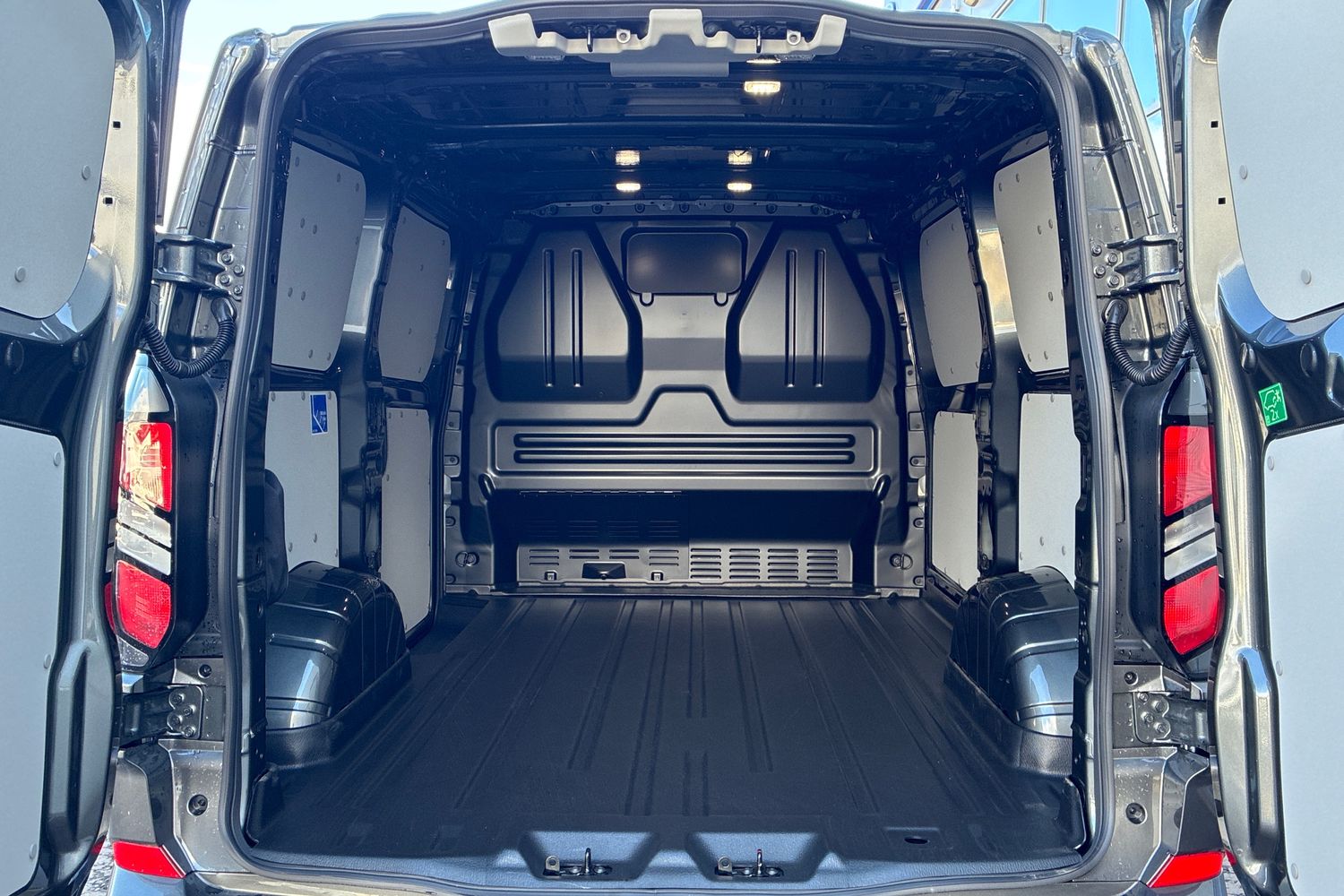 Ford TRANSIT CUSTOM Photo 5