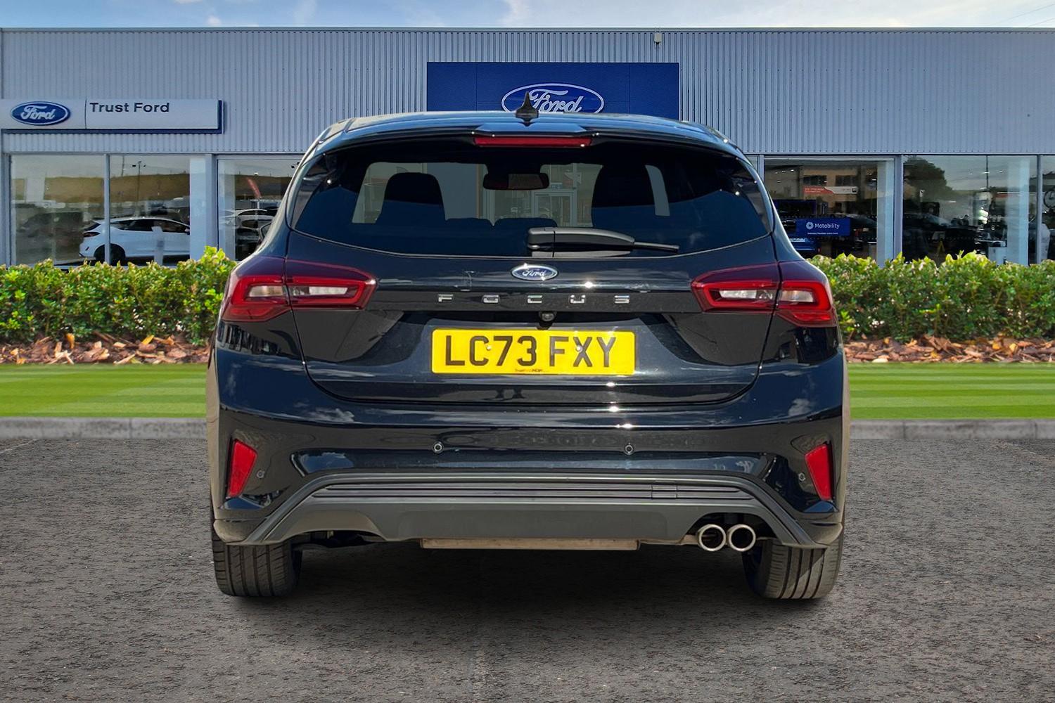 Ford Focus Photo 6