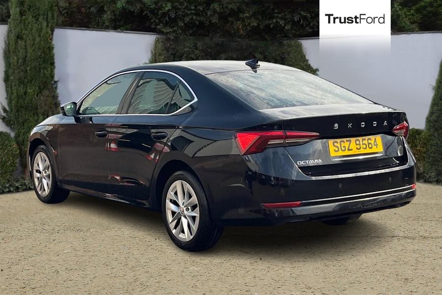 Skoda OCTAVIA Photo autoimg-bbd00a62f29c41a075b52d0c0b7acf90ab55d980.jpg