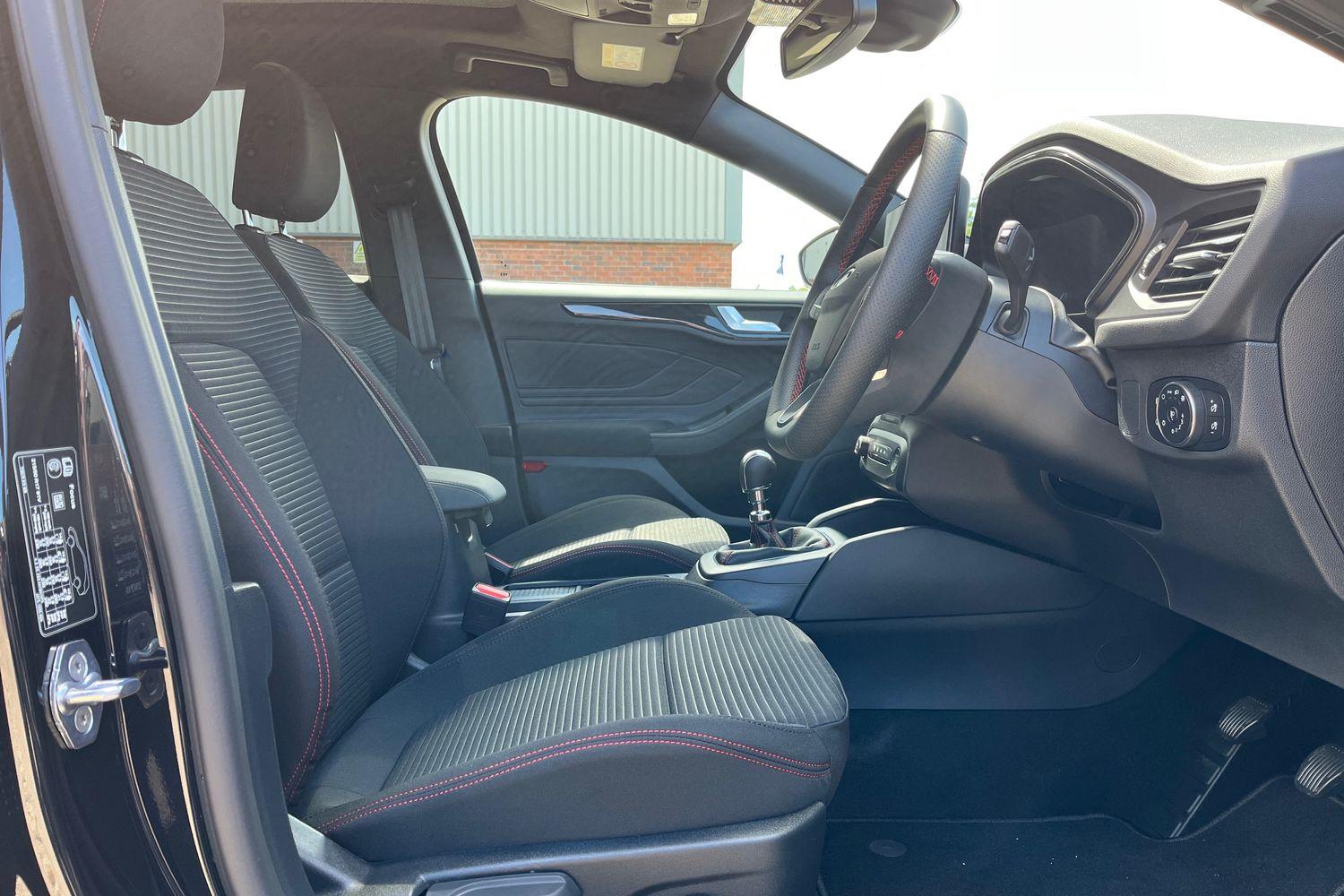 Ford Focus Photo 27