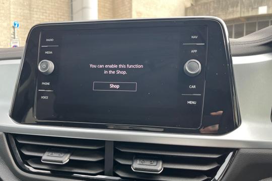 Volkswagen T-roc Photo autoimg-bbd9755a59f00e58ae7d0e1b032b37a2e8f84a5d.jpg