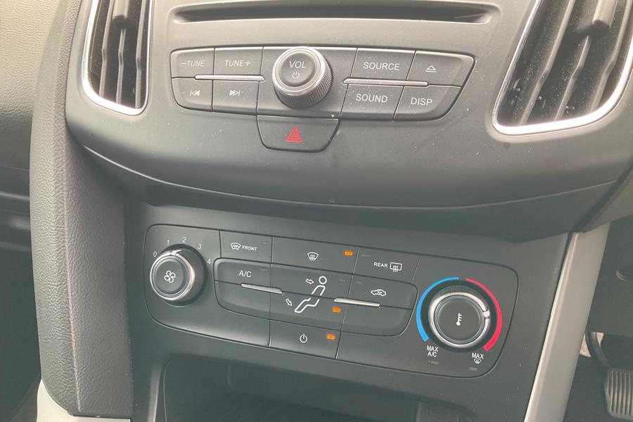 Ford FOCUS Photo autoimg-bbdccd6a873206cd2dddf41753ef1e1e311c6b91.jpg