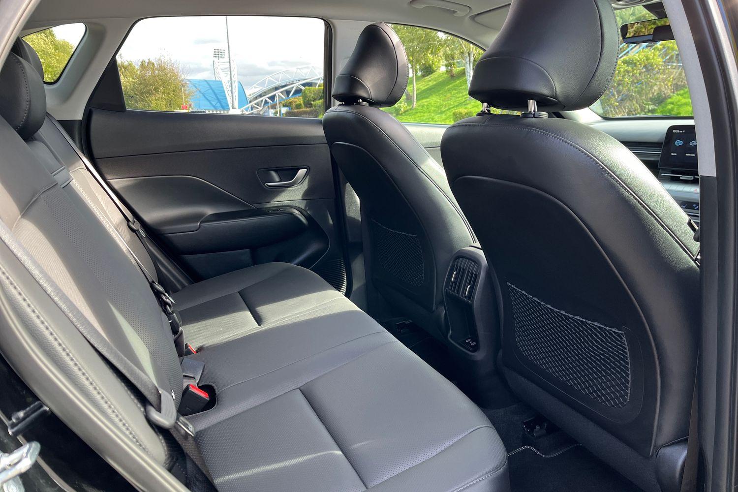 Hyundai KONA Photo 35