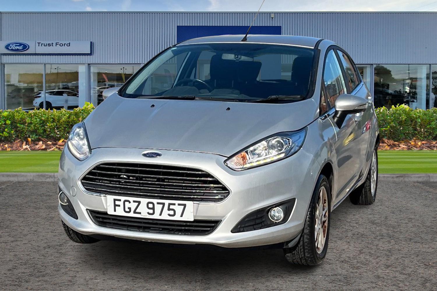 Ford Fiesta Photo 4