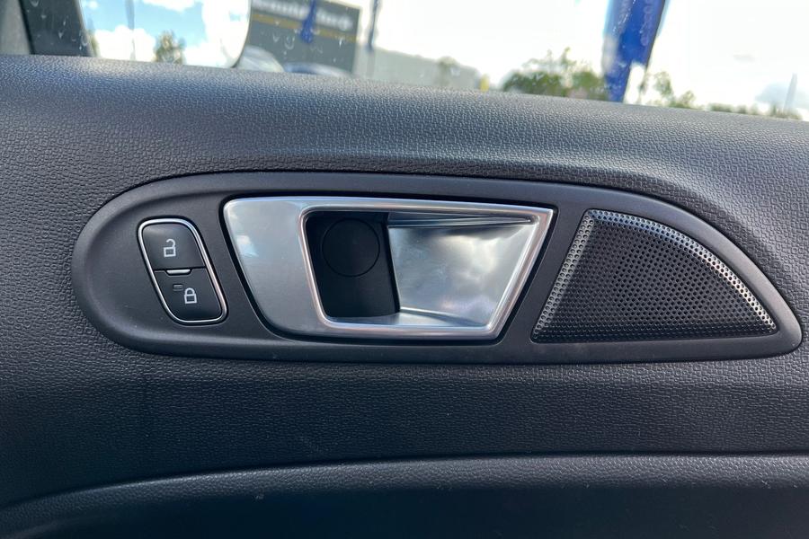 Ford EcoSport Photo autoimg-bbe090212aa1bc5dc068a2c64d3cf4543af5bcad.jpg