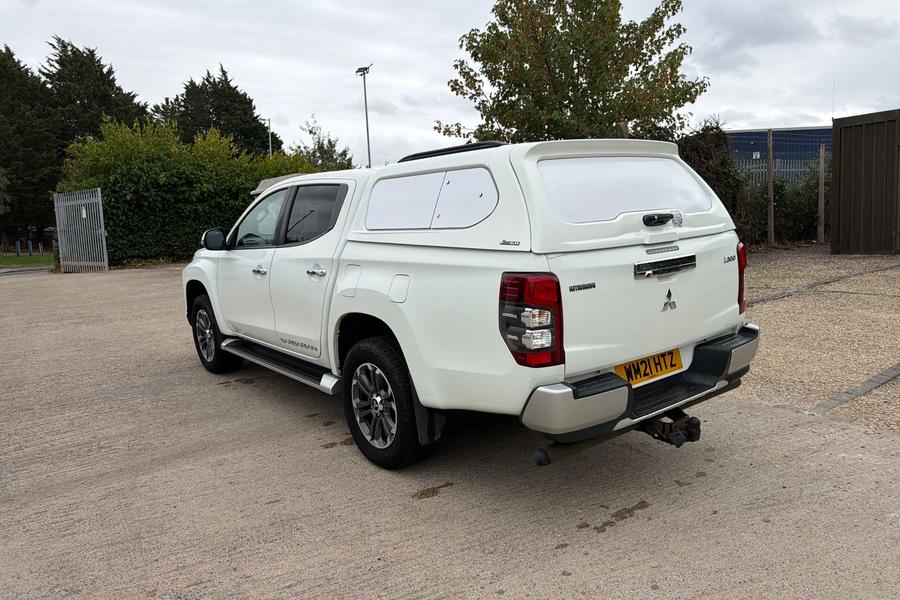 Mitsubishi L200 Photo autoimg-bbe21f2165dc67bb0592ceaf0bad75c626bde25d.jpg