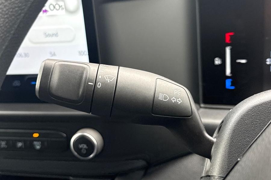 Ford E-TRANSIT CUSTOM Photo autoimg-bbe4c503fc9d2994d3dca4338c1b8c6c8bf12e2c.jpg