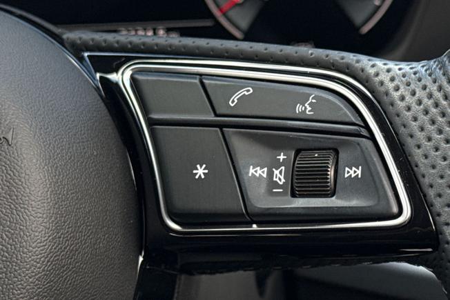 Audi Q2 Photo 17