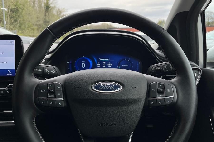 Ford Fiesta Photo autoimg-bbeab50ef5a6526fd16011d99a48de947ad919e1.jpg