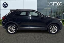 VOLKSWAGEN T-Roc Photo 4