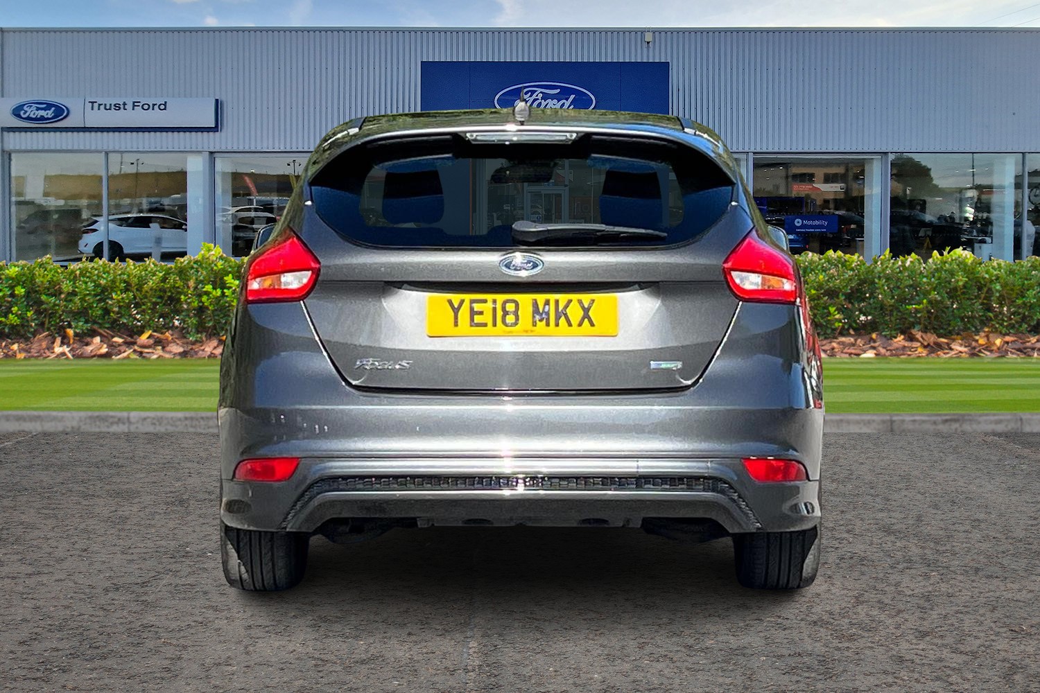 Ford Focus Photo 6