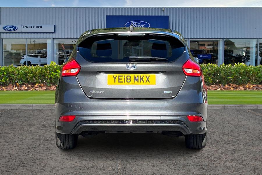 Ford Focus Photo autoimg-bbed0af22fbf34e2de6b4c6c0a5009006ef2e76f.jpg