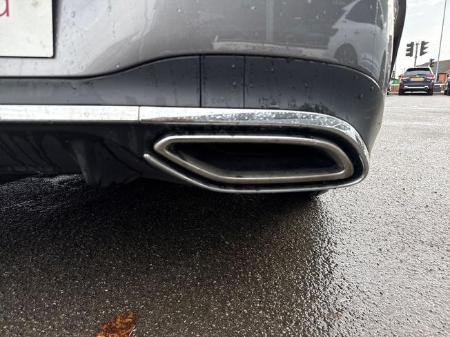 MERCEDES-BENZ CLA Photo 32