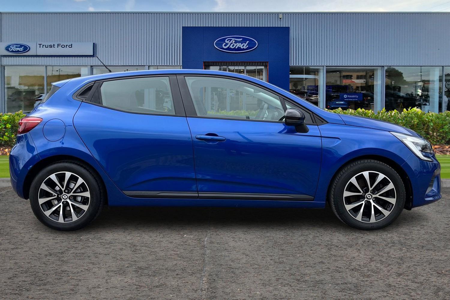Renault CLIO Photo 2