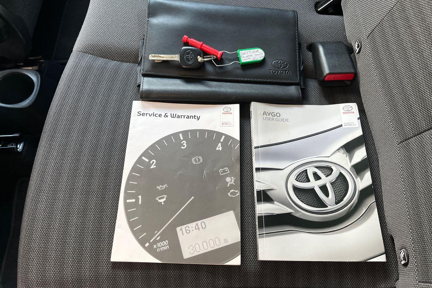 Toyota AYGO Photo 21