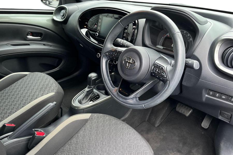 Toyota AYGO X Photo autoimg-bbfd55fd119c9763cd741418afbb42058dc2e494.jpg