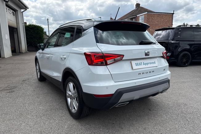 SEAT Arona Photo 23