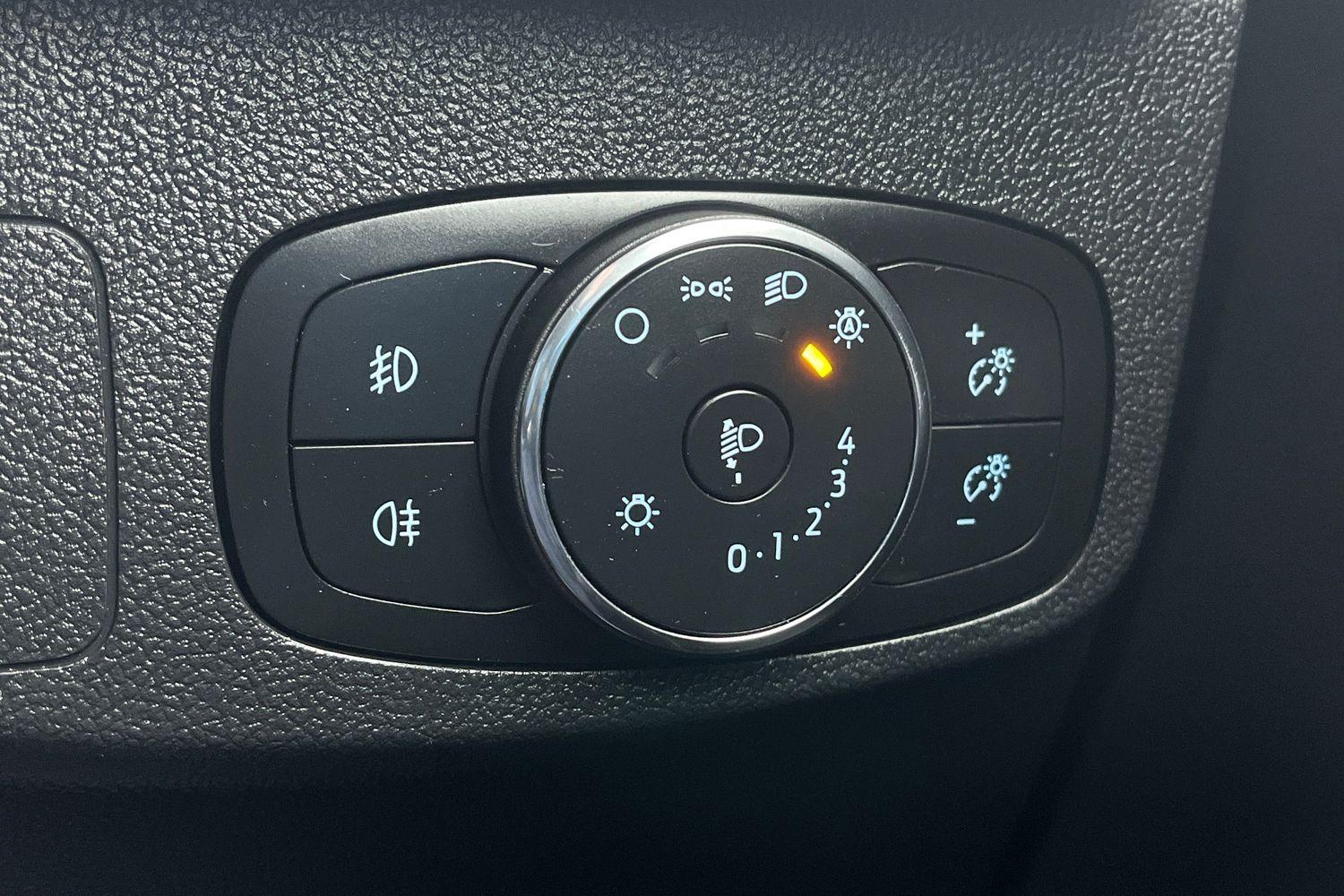 Ford FOCUS Photo 21