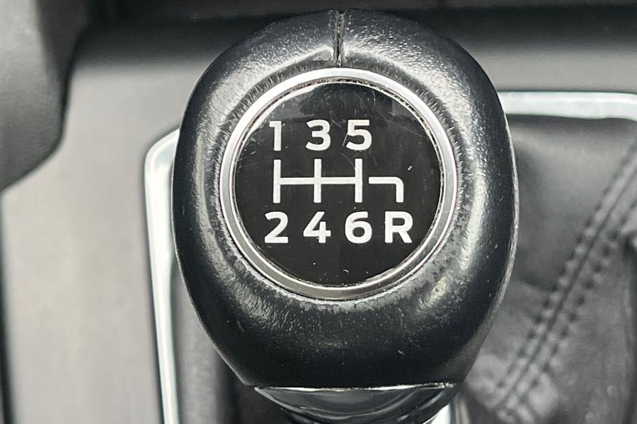 Ford FOCUS Photo autoimg-bc07904ccbbcbee4c5d186ccefe3782fdaa3de38.jpg