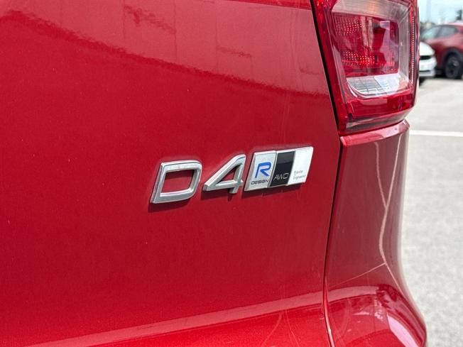 VOLVO Xc40 Photo 33