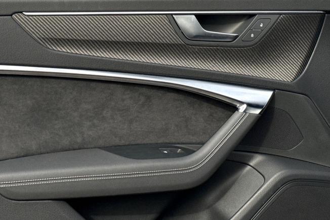 AUDI A6 Avant Photo 45