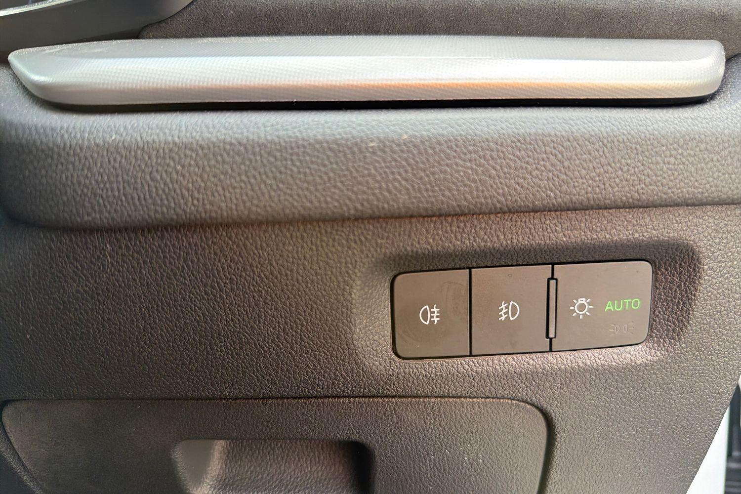 Skoda OCTAVIA Photo 28