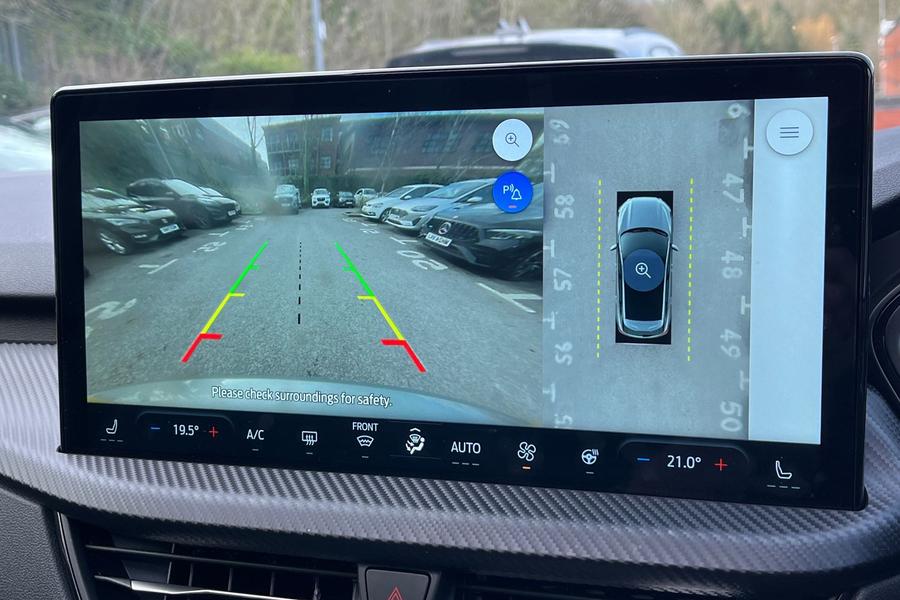 Ford Kuga Photo autoimg-bc0f78e740383a62248d07a0175f9db6da543f39.jpg