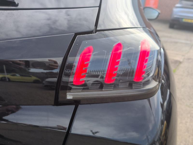 Used Peugeot 208 ET23JYV 30