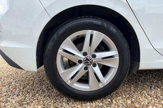 Volkswagen Golf Photo autoimg-bc106a950dd4fed4c58c13596540776a6e4c0f3a.jpg