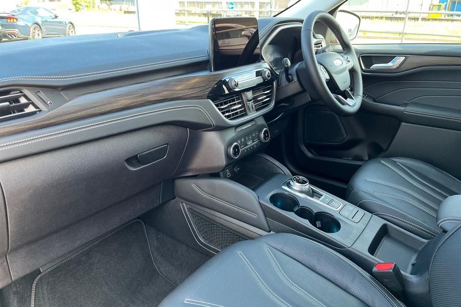 Ford KUGA Photo autoimg-bc1535a8f781932f50288910e3801d63a2174b23.jpg