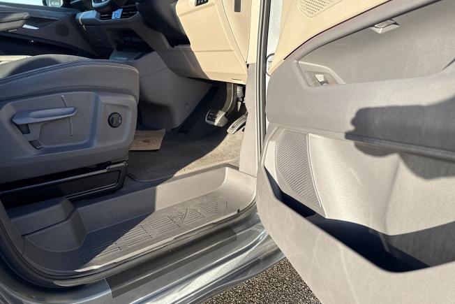Volkswagen Multivan Photo 35