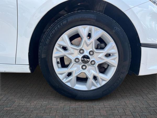 Kia Ceed Photo autoimg-bc17f492b2499f66601a1182b1258ea94bfc7d07.jpg