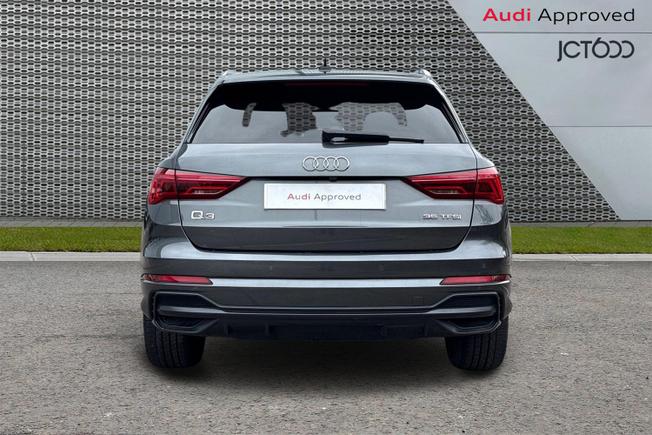 AUDI Q3 Photo 7